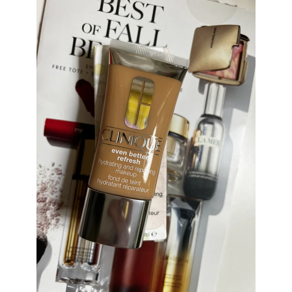 CLINIQUE Even Better Refresh Hydrating & Repairing Makeup Foundation WN 44 Tea